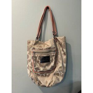 Vintage Coach Poppy bucket bag near mint condition y2k, glam